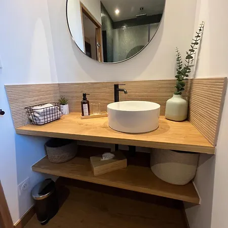 Valbelle, Maison Independante Avec Jacuzzi Tourves