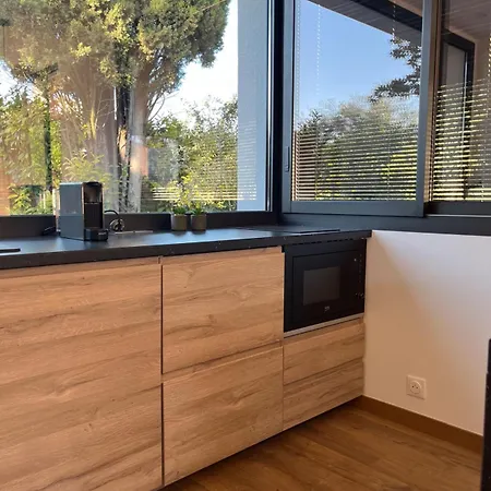 Holiday home Valbelle, Maison Independante Avec Jacuzzi